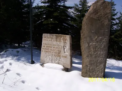 100-0524.jpg