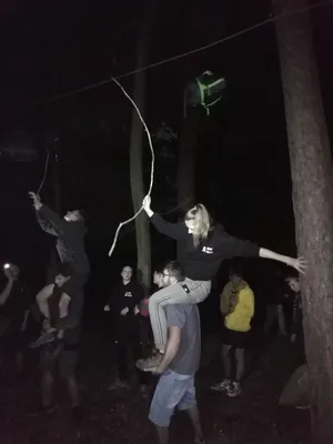 143.jpg